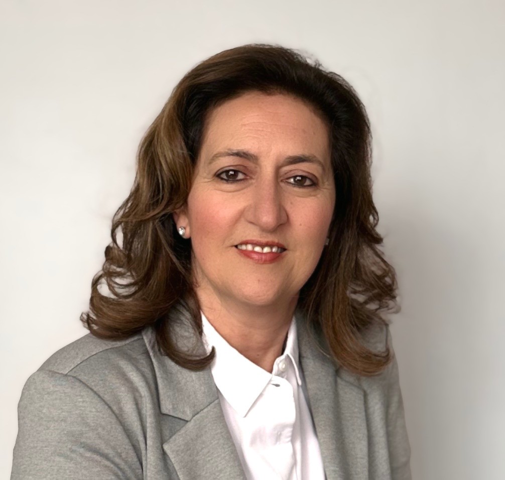 Portrait of executive and leadership coach Rajaa Hamdan