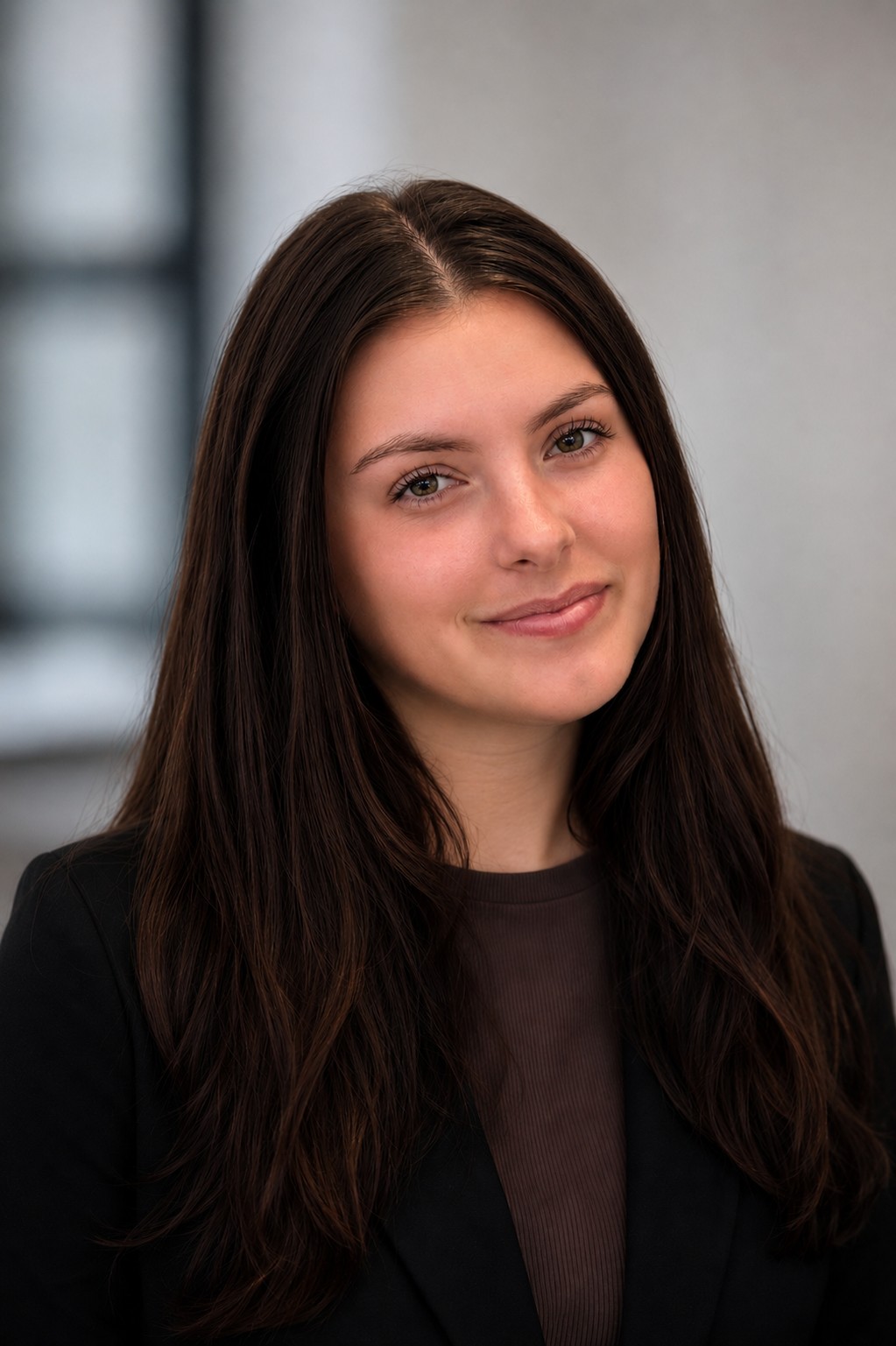 Portrait of Katelyn Mauri, MBA, Operations Manager at ilumed